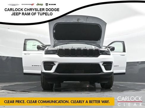 New 2025 Jeep Grand Cherokee Altitude image 82