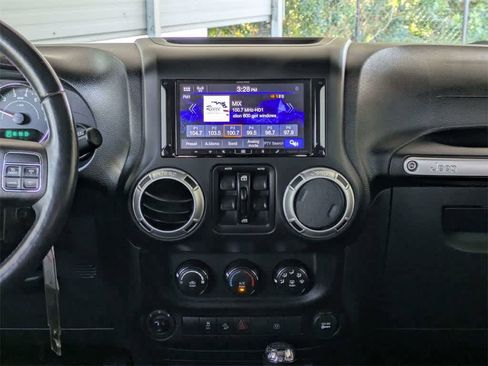 Used 2016 Jeep Wrangler Unlimited Sahara w/ Connectivity Group image 20