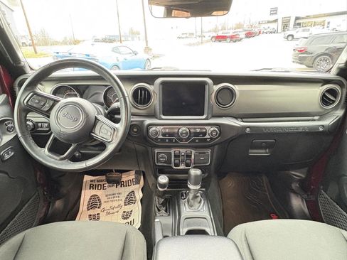 Used 2021 Jeep Wrangler Unlimited Sport image 6