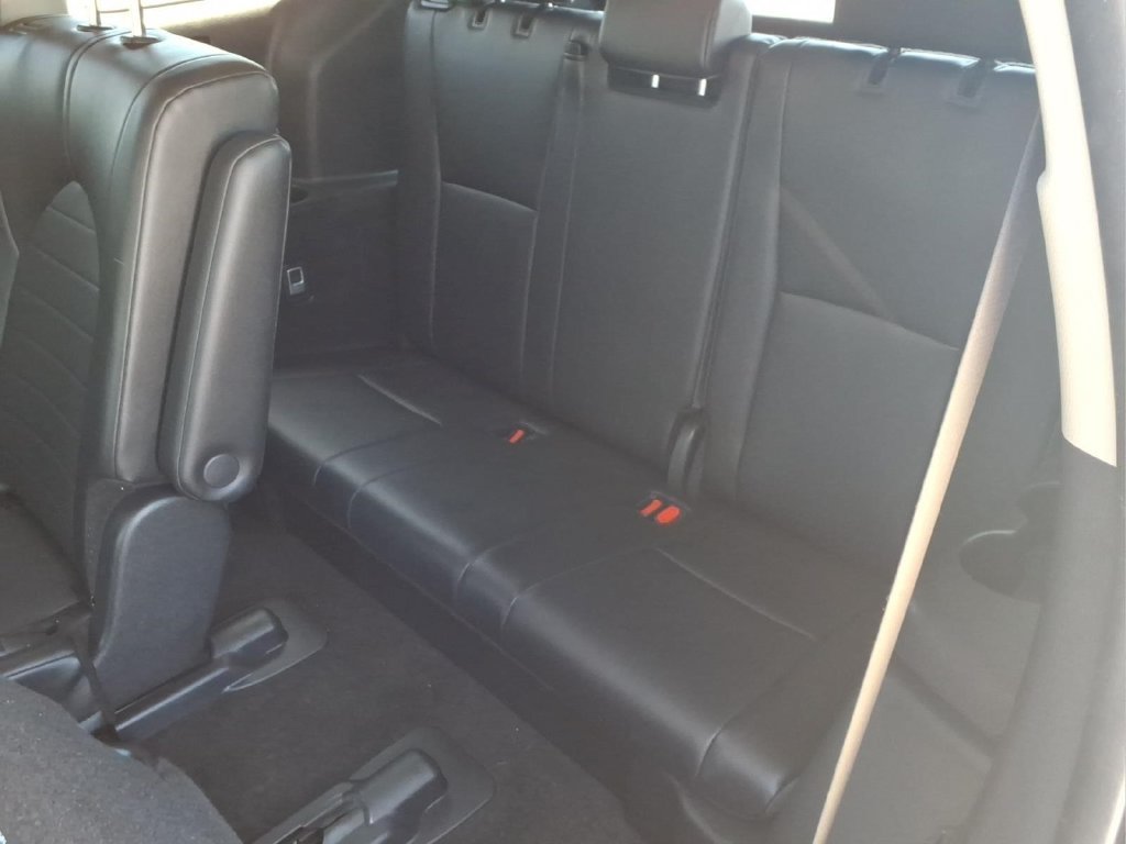 Used 2024 Toyota Highlander XLE AWD/4WD image 17