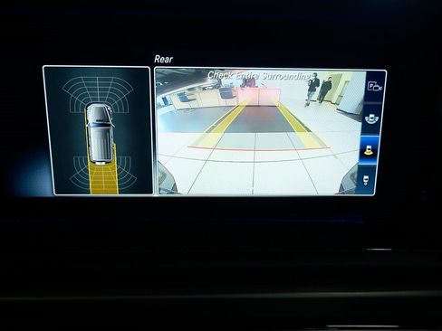 Used 2021 Mercedes-Benz G 550 image 22