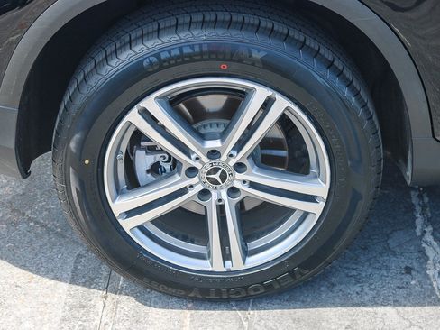 Used 2022 Mercedes-Benz GLC 300 image 12