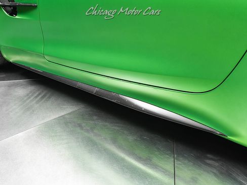 Used 2018 Mercedes-Benz AMG GT R image 28