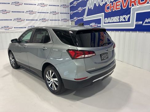 Used 2024 Chevrolet Equinox LT w/ LPO, Floor Liner Package image 5