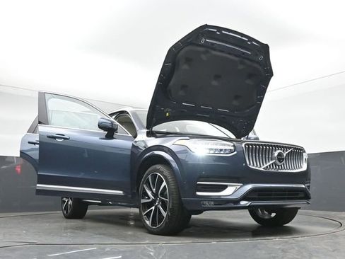 Used 2023 Volvo XC90 B6 Plus w/ Protection Package Premier AWD/4WD image 56