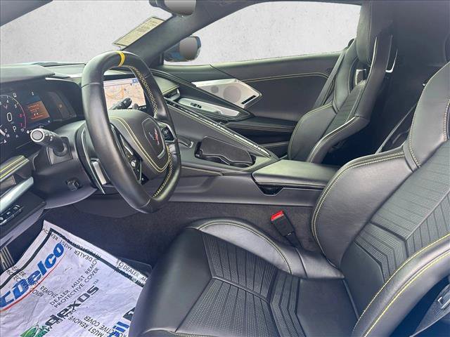 Used 2022 Chevrolet Corvette Stingray Premium Cpe w/ Z51 Performance Package RWD image 17