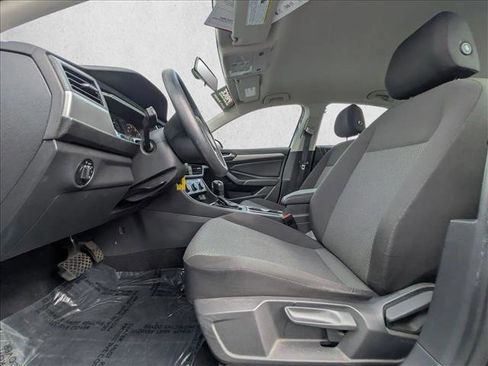Used 2019 Volkswagen Jetta FWD image 15
