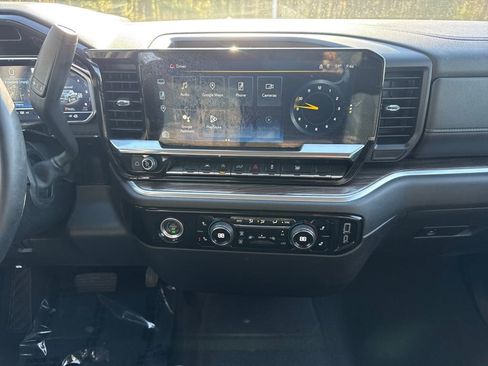 Used 2023 Chevrolet Silverado 1500 LT image 17