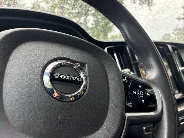 Used 2020 Volvo XC60 T5 Inscription w/ Protection Package AWD/4WD image 28