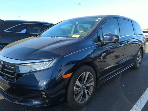 Used 2021 Honda Odyssey Touring image 4