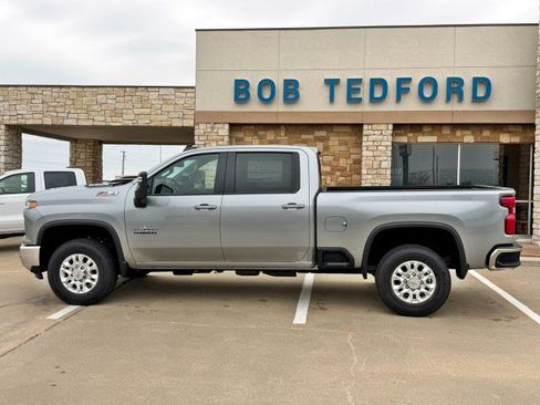 New 2026 Chevrolet Silverado 2500 LT w/ Texas Edition AWD/4WD image 2