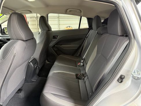 Used 2025 Subaru Crosstrek 2.5i Premium w/ Crosstrek Mirror Package AWD/4WD image 19