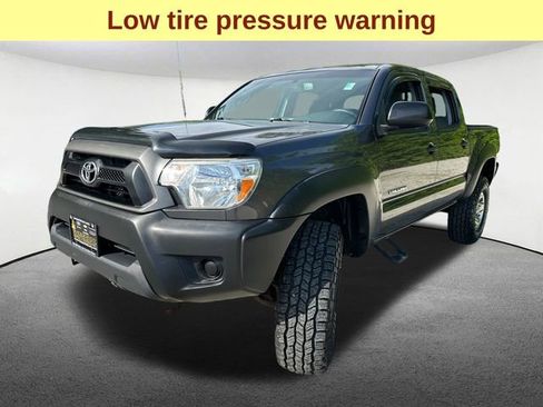 Used 2015 Toyota Tacoma 4x4 Double Cab w/ Convenience Package image 5