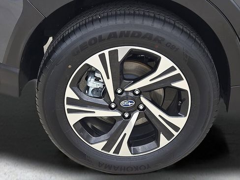 Certified 2025 Subaru Crosstrek 2.0i Premium image 8