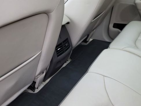 Used 2013 Lincoln MKX AWD image 27