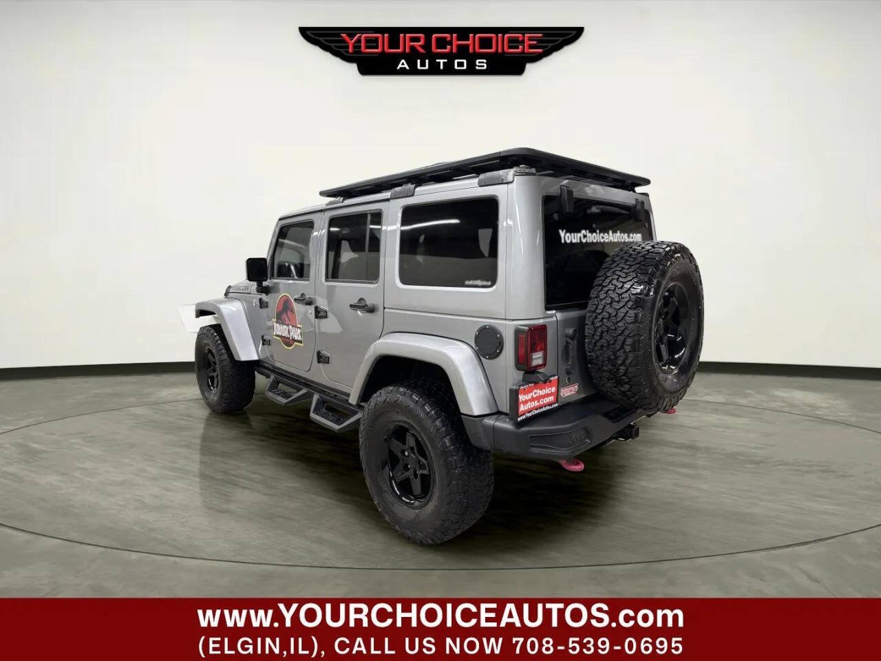 Used 2016 Jeep Wrangler Unlimited Rubicon AWD/4WD image 3