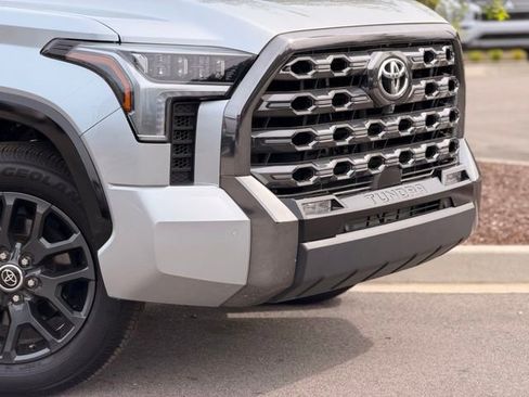 Used 2023 Toyota Tundra Platinum image 3