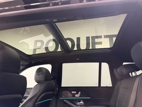 Used 2021 Mercedes-Benz GLS 580 4MATIC image 18