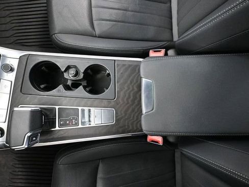 Used 2022 Audi A7 3.0T Premium Plus image 38