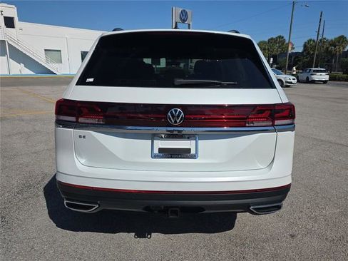 New 2026 Volkswagen Atlas SE FWD image 4