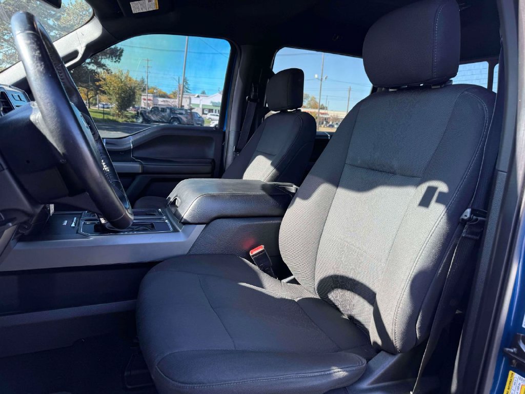 Used 2018 Ford F150 XLT w/ Equipment Group 302A Luxury AWD/4WD image 14