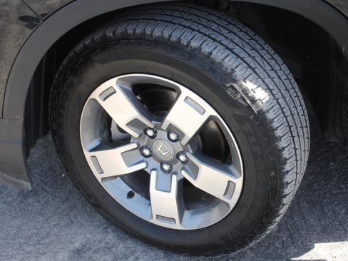 Certified 2025 Honda Ridgeline RTL image 17