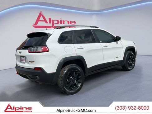 Used 2019 Jeep Cherokee Trailhawk w/ Cold Weather Group image 5