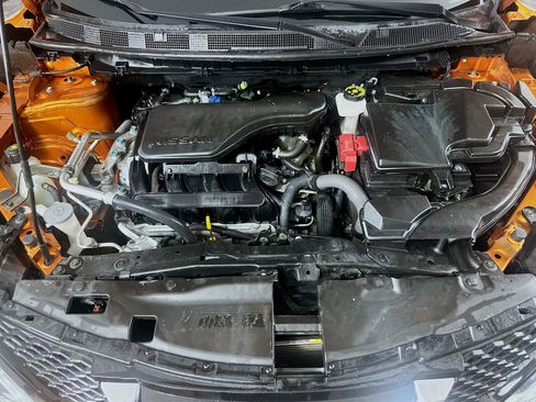 Used 2017 Nissan Rogue Sport SL w/ SL Premium Package FWD image 31