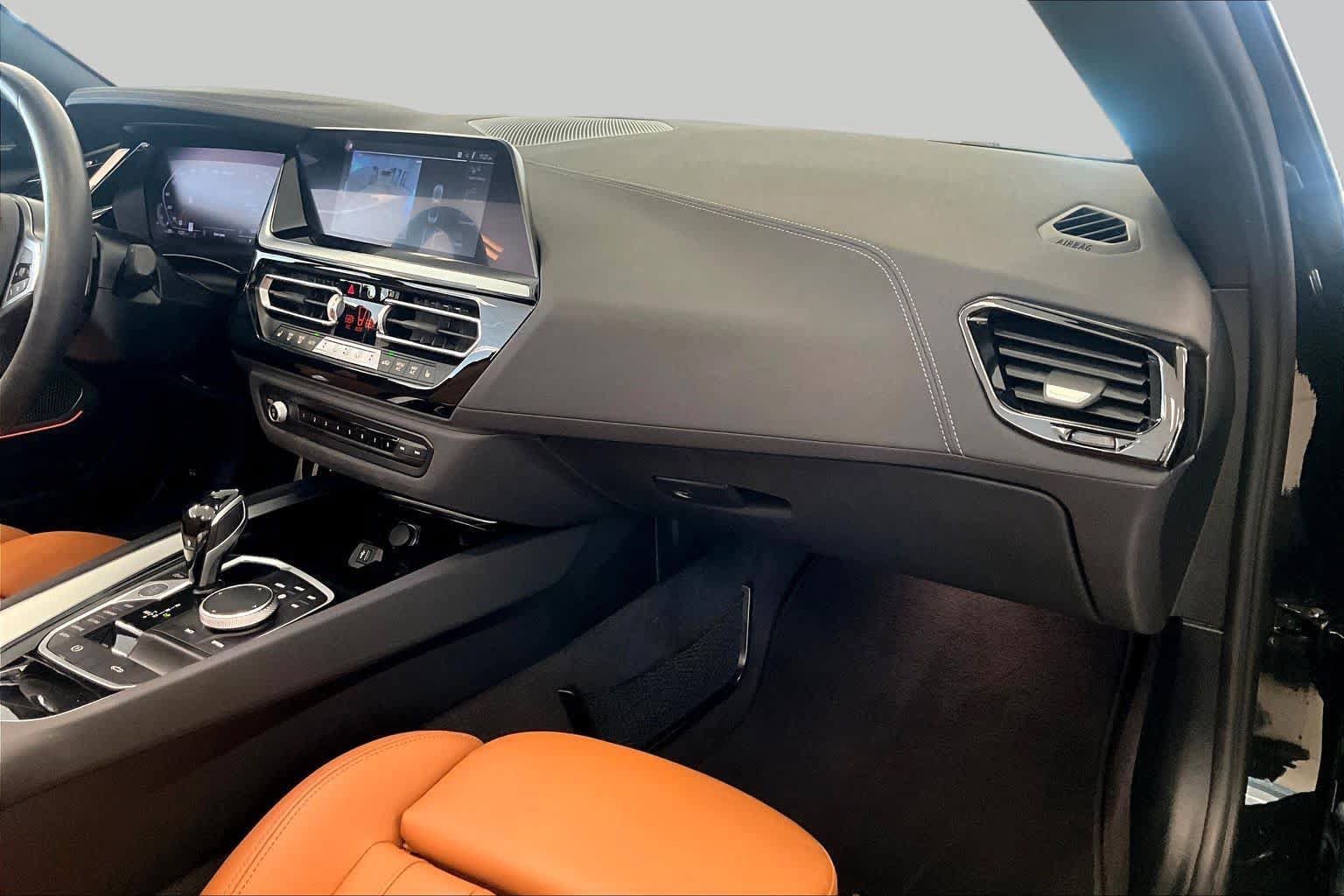 Used 2022 BMW Z4 M40i w/ Premium Package RWD image 16