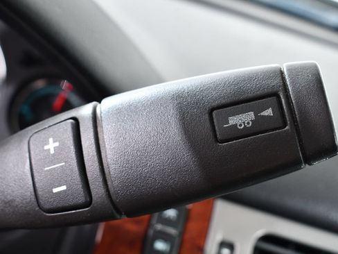 Used 2013 GMC Sierra 1500 SLT w/ SLT Convenience Package AWD/4WD image 24