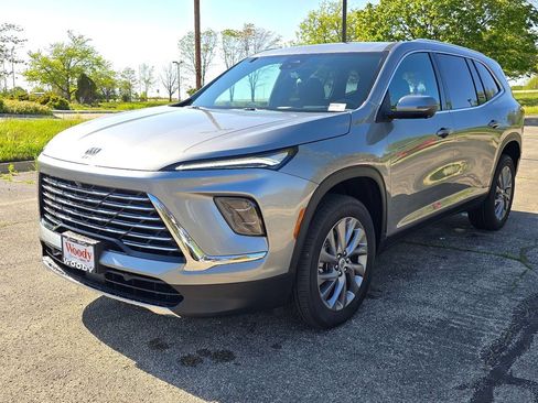 New 2026 Buick Enclave Preferred w/ Power Package AWD/4WD image 11
