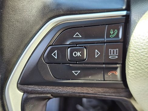 Used 2021 Jeep Grand Cherokee L Limited image 16