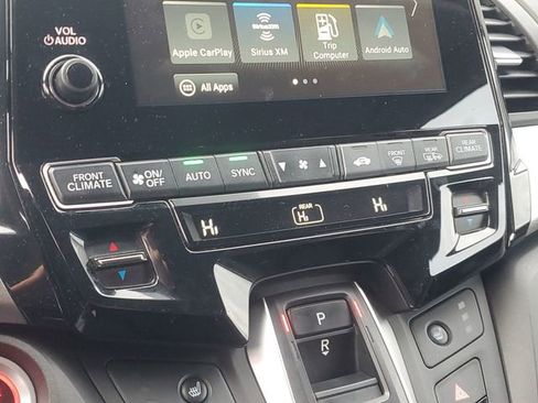 Certified 2024 Honda Odyssey EX-L image 26