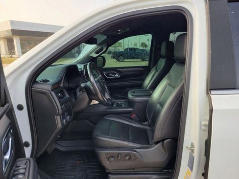 Used 2021 Chevrolet Tahoe LT image 12