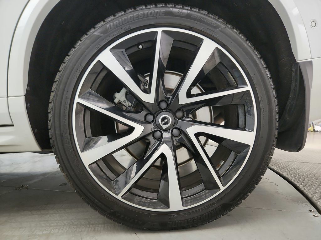 Used 2021 Volvo XC90 T8 Inscription Expression w/ Protection Package Premier AWD/4WD image 35