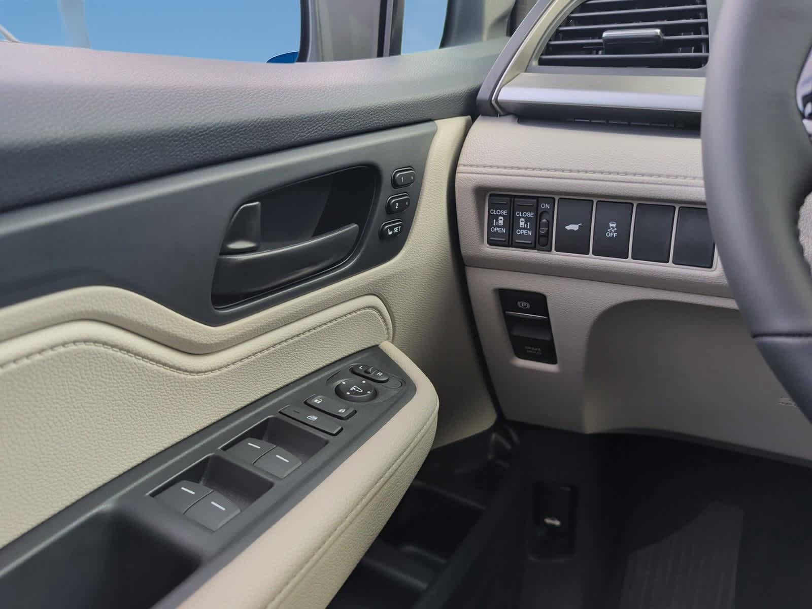 New 2027 Honda Odyssey EX-L image 20