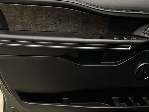 Used 2019 Ford Expedition Max Limited AWD/4WD image 26