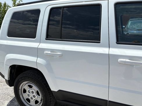 Used 2016 Jeep Patriot Sport w/ Power Value Group AWD/4WD image 13
