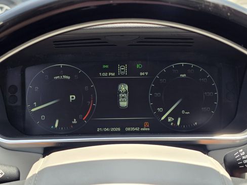 Used 2016 Land Rover Range Rover HSE image 28