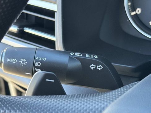 New 2026 Mitsubishi Outlander ES image 40