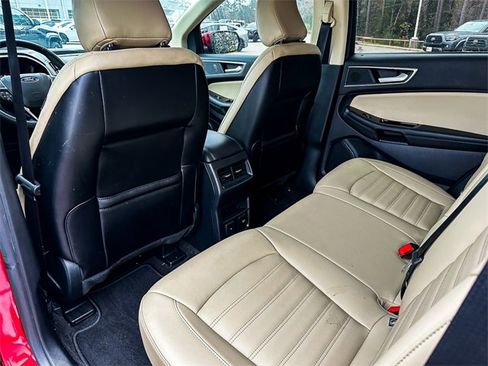Used 2020 Ford Edge SEL w/ Convenience Package image 28
