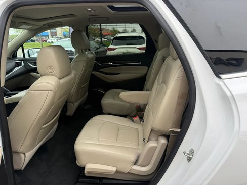 Used 2021 Buick Enclave Essence w/ Sound and Sites Package AWD/4WD image 21