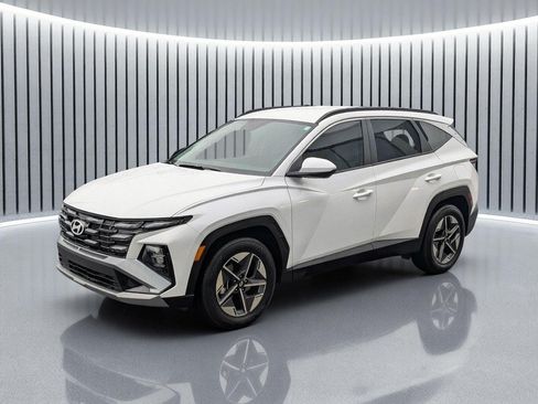 Used 2026 Hyundai Tucson SEL FWD image 11