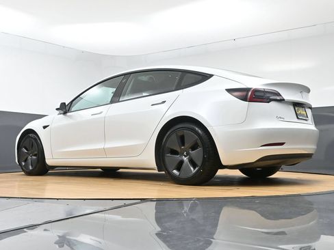 Used 2021 Tesla Model 3 Standard Range Plus RWD image 55