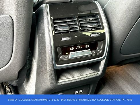 Used 2022 BMW X7 M50i w/ Cold Weather Package AWD/4WD image 22