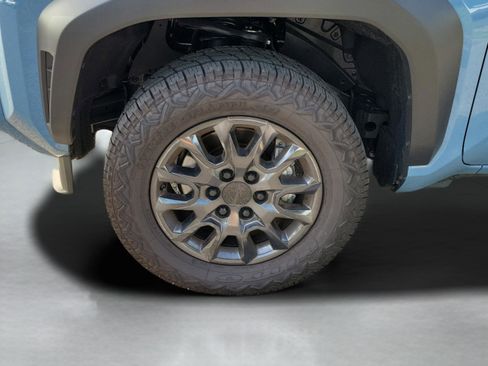 Used 2026 Toyota 4Runner SR5 RWD image 30