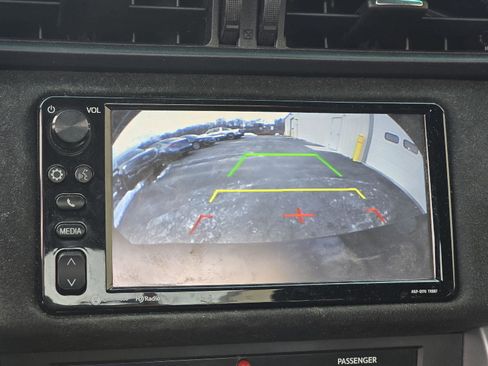 Used 2017 Toyota 86 image 18