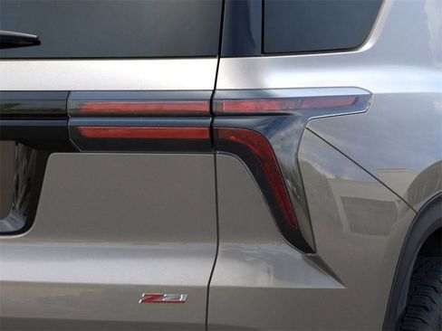 New 2026 Chevrolet Traverse Z71 w/ Enhanced Driving Package image 11