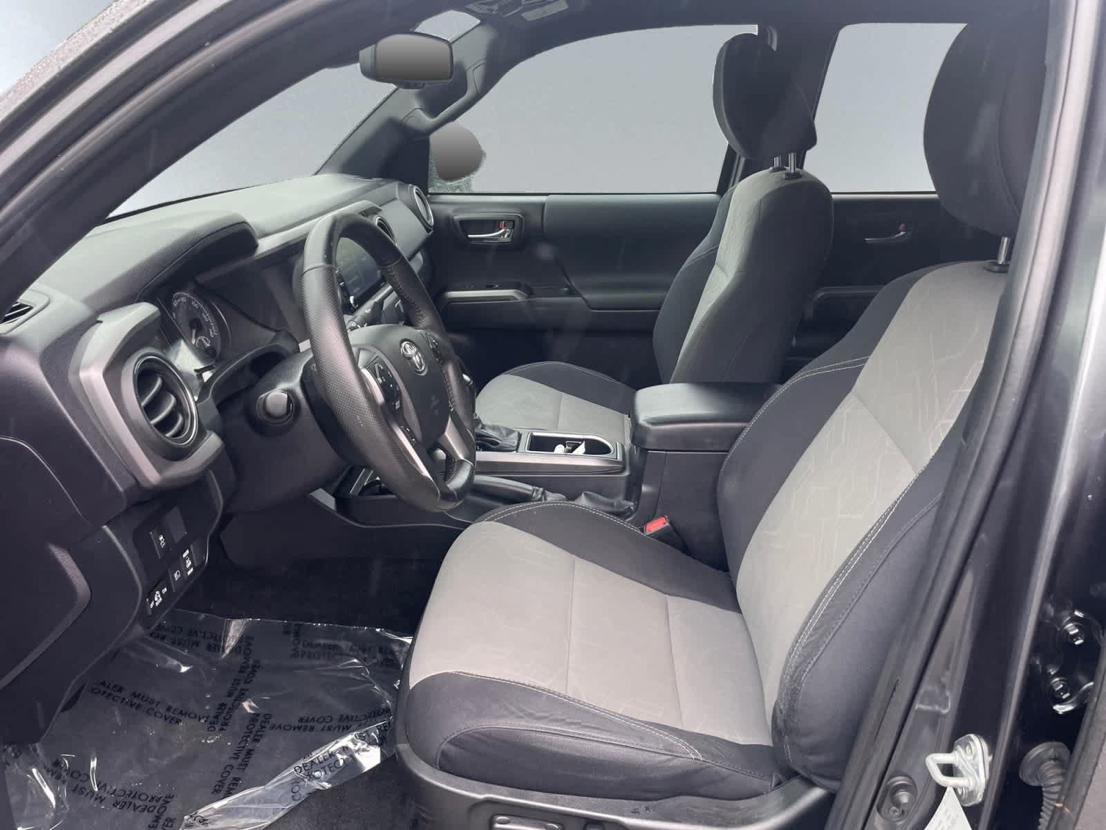 Used 2023 Toyota Tacoma TRD Off-Road AWD/4WD image 6