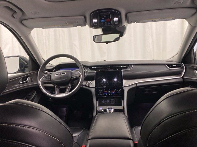 Used 2023 Jeep Grand Cherokee L Limited AWD/4WD image 38
